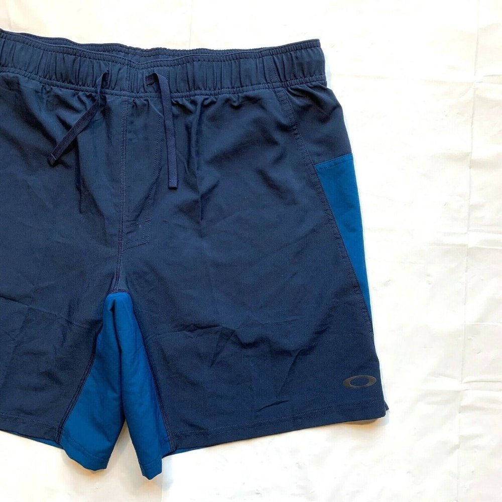 Oakley Core Richter 2 in 1 Shorts Mens Large Built In Shorts Training Active NEW - Picture 5 of 12